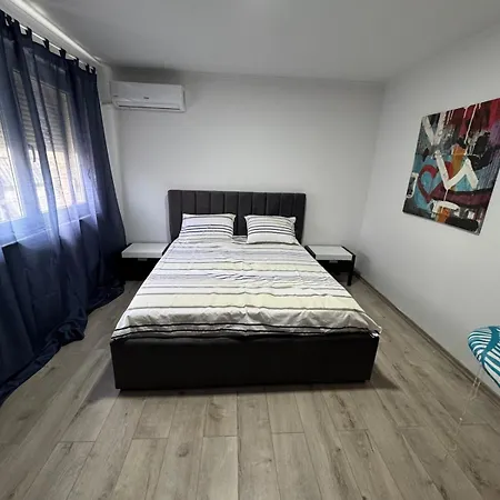 Skanderbeg Corner Flat Tirana